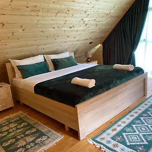 Demushi , Valbone Albania